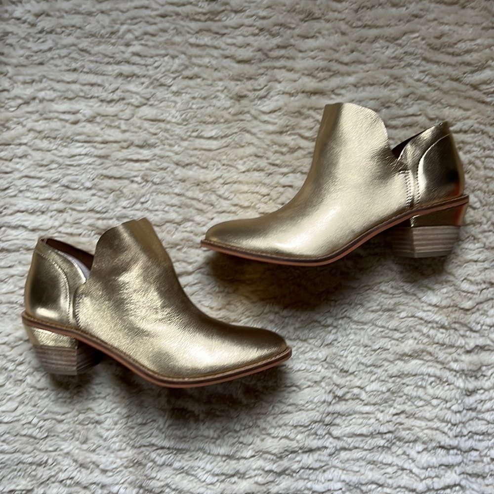 Kelsi Dagger Brooklyn Kenmare gold rush metallic leather boot bootie 7.5
